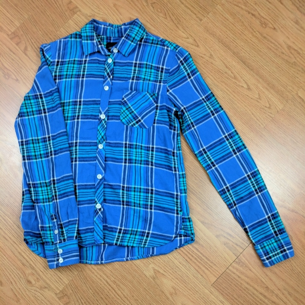 American Eagle Blue Plaid Button up